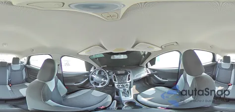 2012 Ford Focus Se z USA, uszkodzony, nr VIN 1FAHP3K2XCL389477